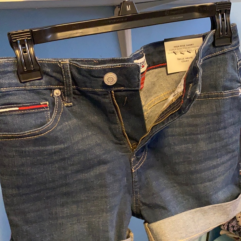 Tommy Hilfiger high rise shorts